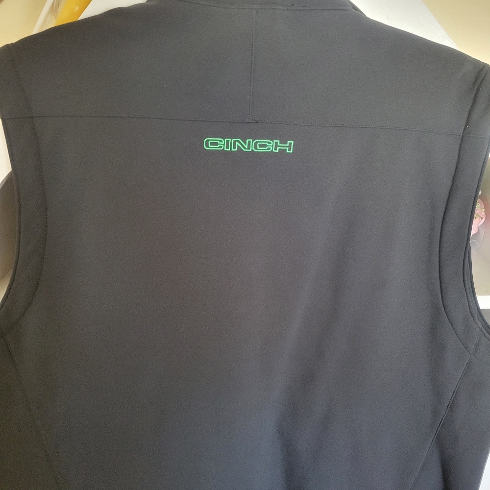 Cinch vest
